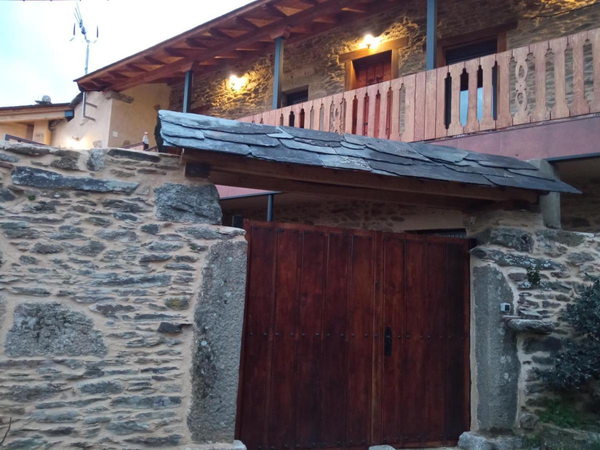 Holiday home Casa La Ti Maria La Viuda Riego de Lomba