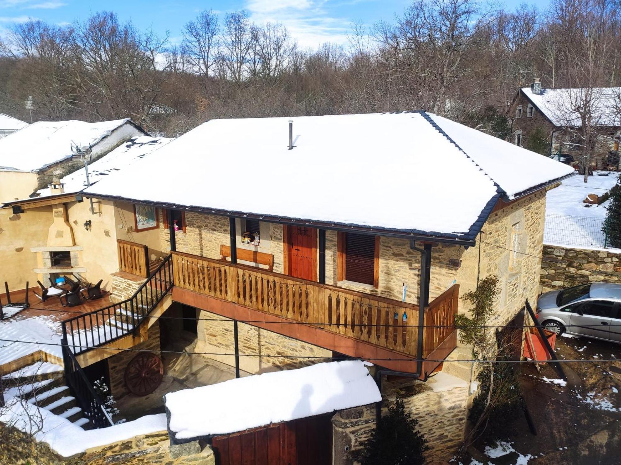Casa La Ti Maria La Viuda * Riego de Lomba